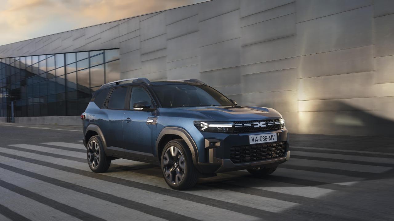 Nouveau_Dacia_Bigster_HYBRID_155_Journey_Bleu_Indigo_1.thumb.jpg.4de21feb34982e639426c3d7a11edd3a.jpg