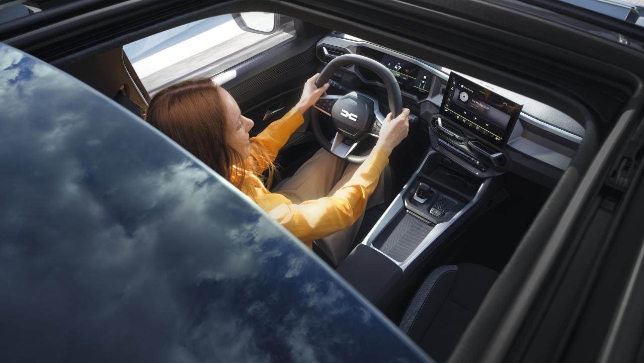 Nouveau_Dacia_Bigster_HYBRID_155_Journey_Bleu_Indigo_17.jpg