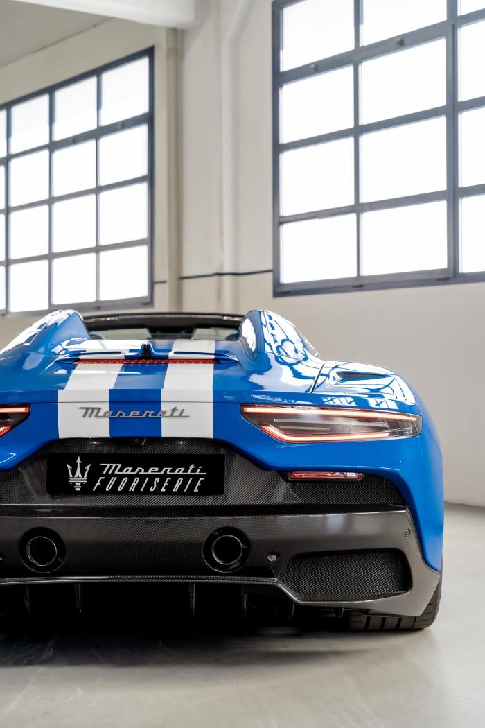 Original-24761-08-mc20-maserati-per-maserati.jpg