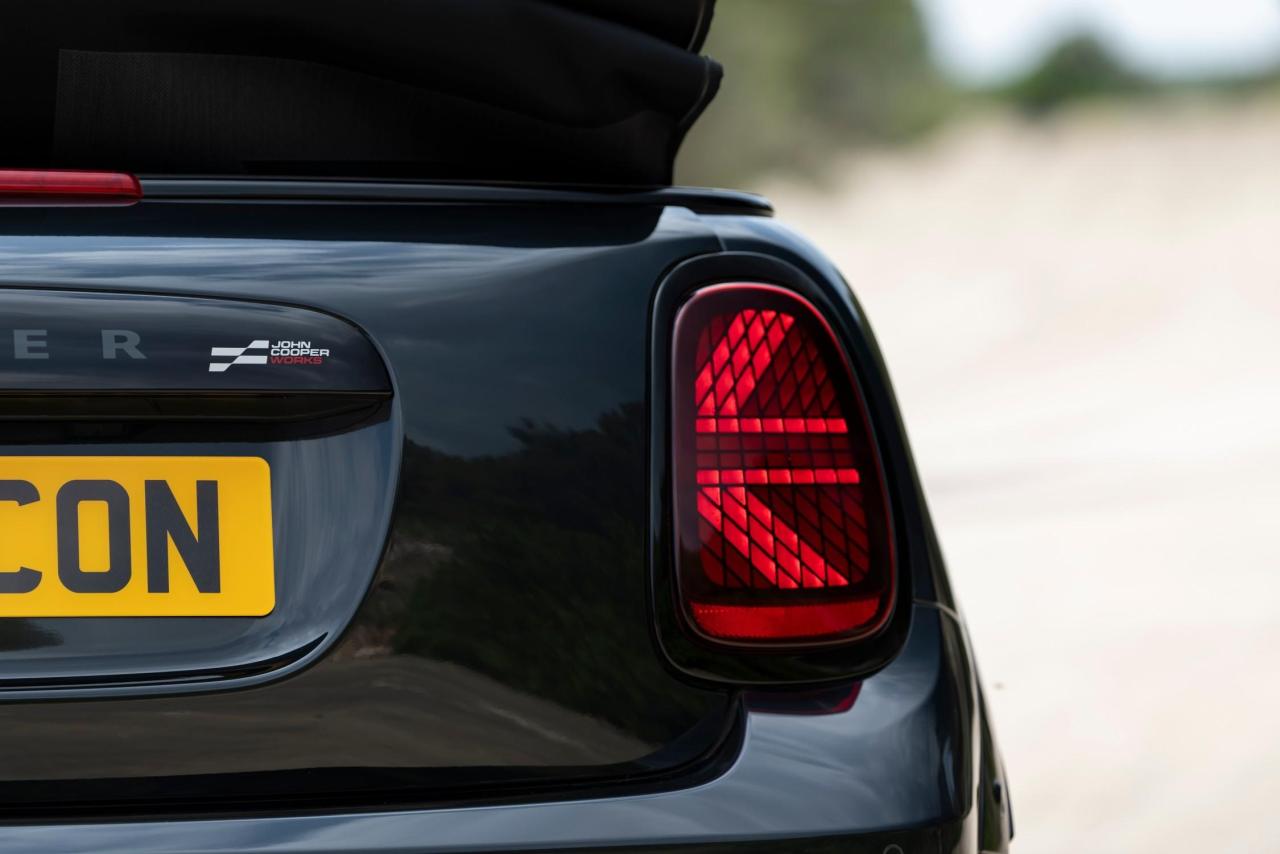 P90562605_lowRes_mini-john-cooper-wor.thumb.jpg.3c592fe239d0f5c3dc14c1db44884bf5.jpg