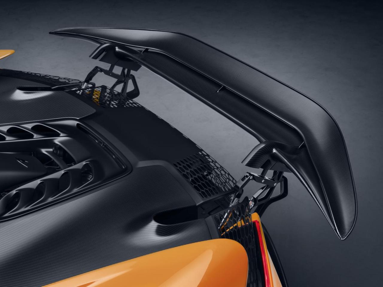 Small-16814-25-mclaren-w1-wing-detail-in-race-mode.thumb.jpg.c78ac8efa37f651f0799d21d9028fc6d.jpg