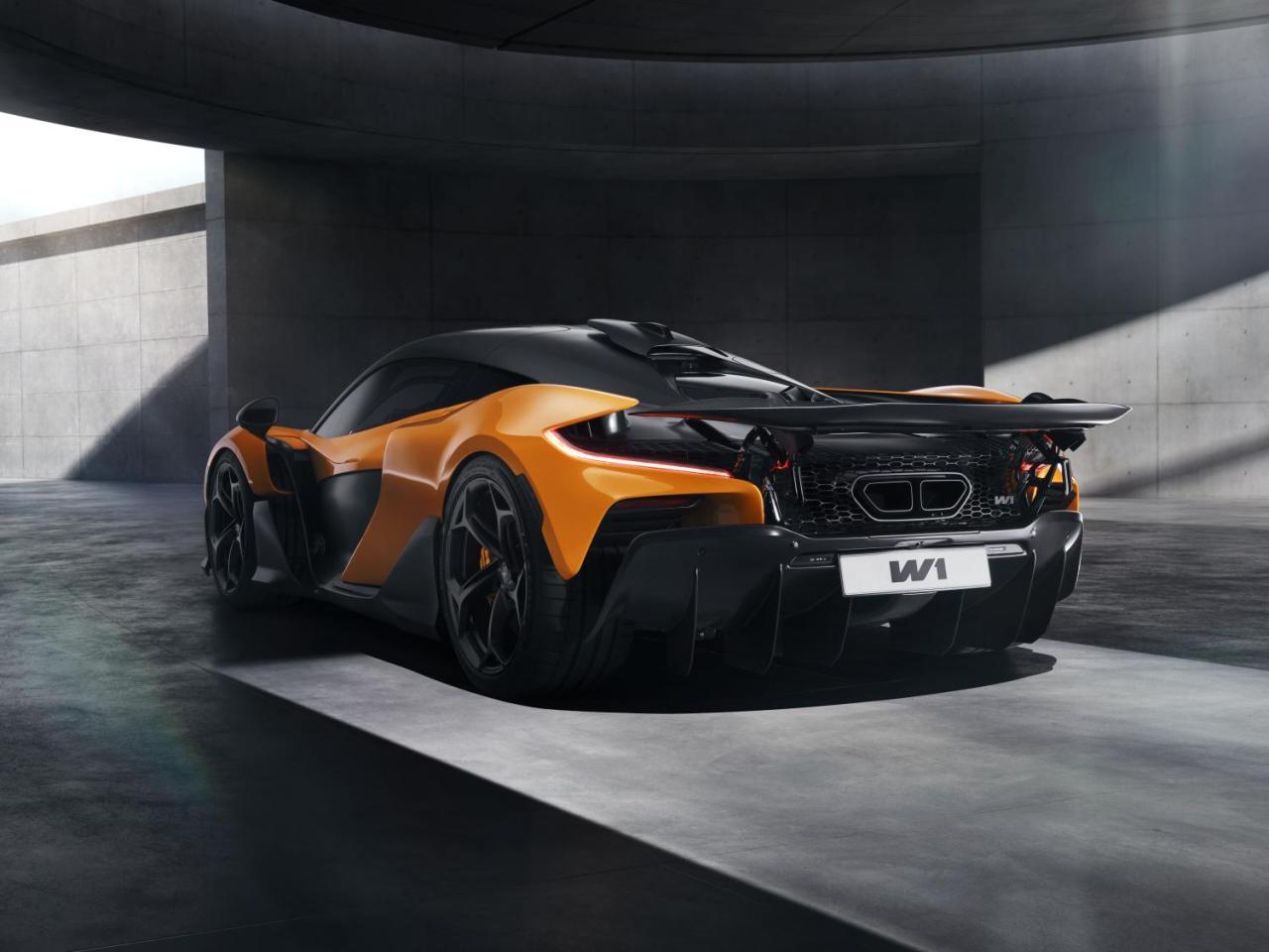 Small-16834-4-mclaren-w1-rear-3q.thumb.jpg.190da2e17e526356a19e769525afde7a.jpg