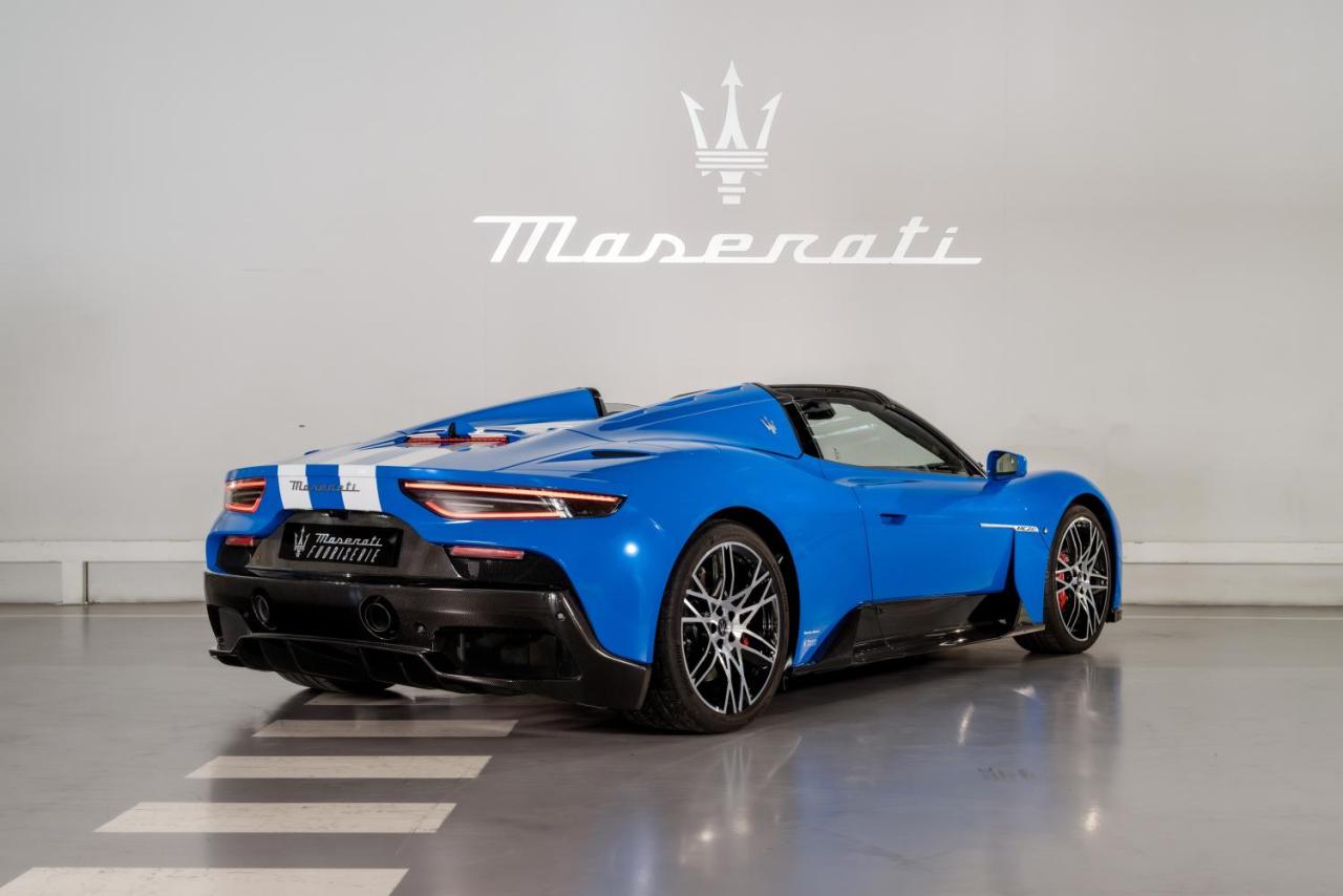 Small-24767-02-mc20-maserati-per-maserati.jpg