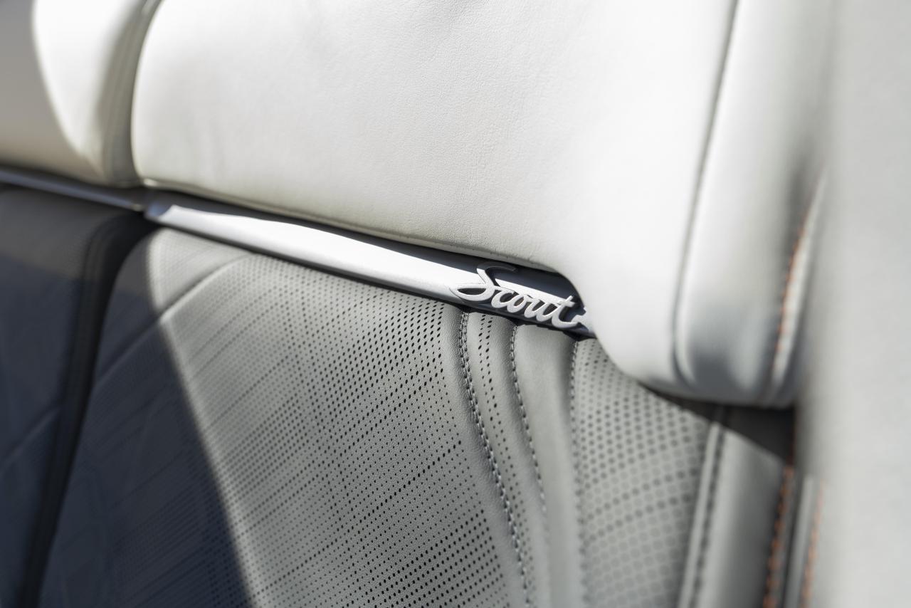 Terra-Interior00043.thumb.jpg.ba6b3421fd1641e580371f7e58556da5.jpg