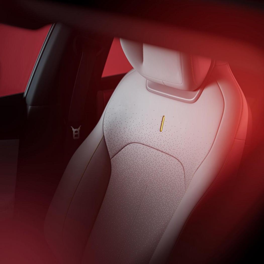 lynk-co-02-010.thumb.jpg.56d87beabb7b57400f979b666c099f13.jpg