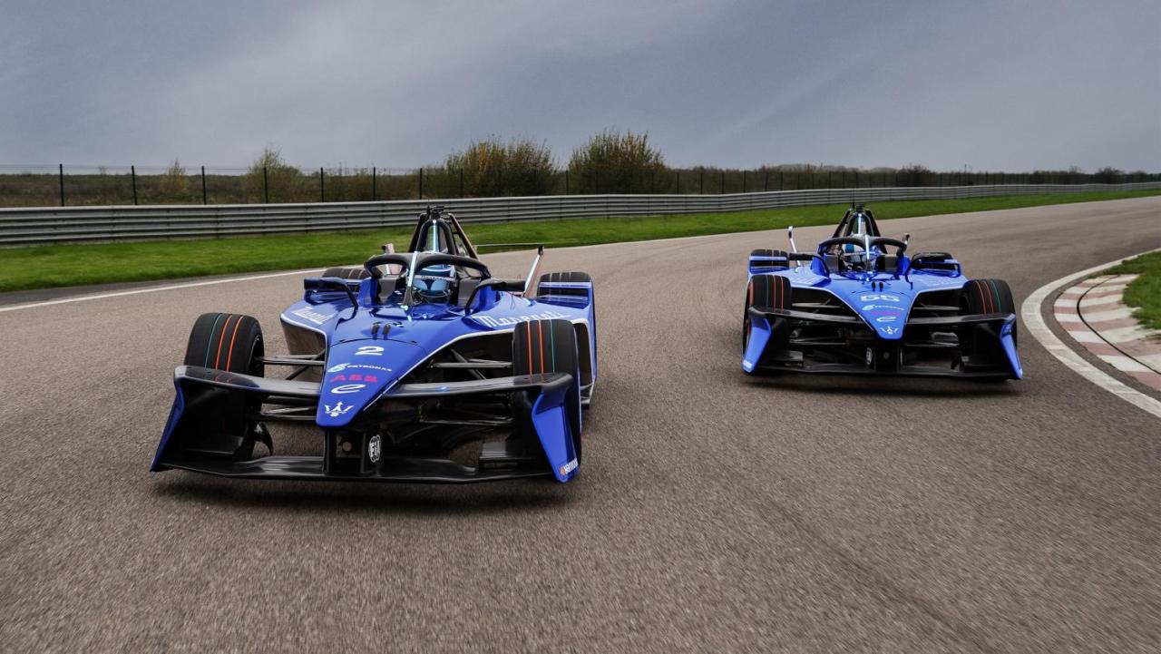 Small-25153-maserati-formula-e-tipo-folgore-season-11-livery08.thumb.jpg.de850941abb390da6953e1b795472dac.jpg