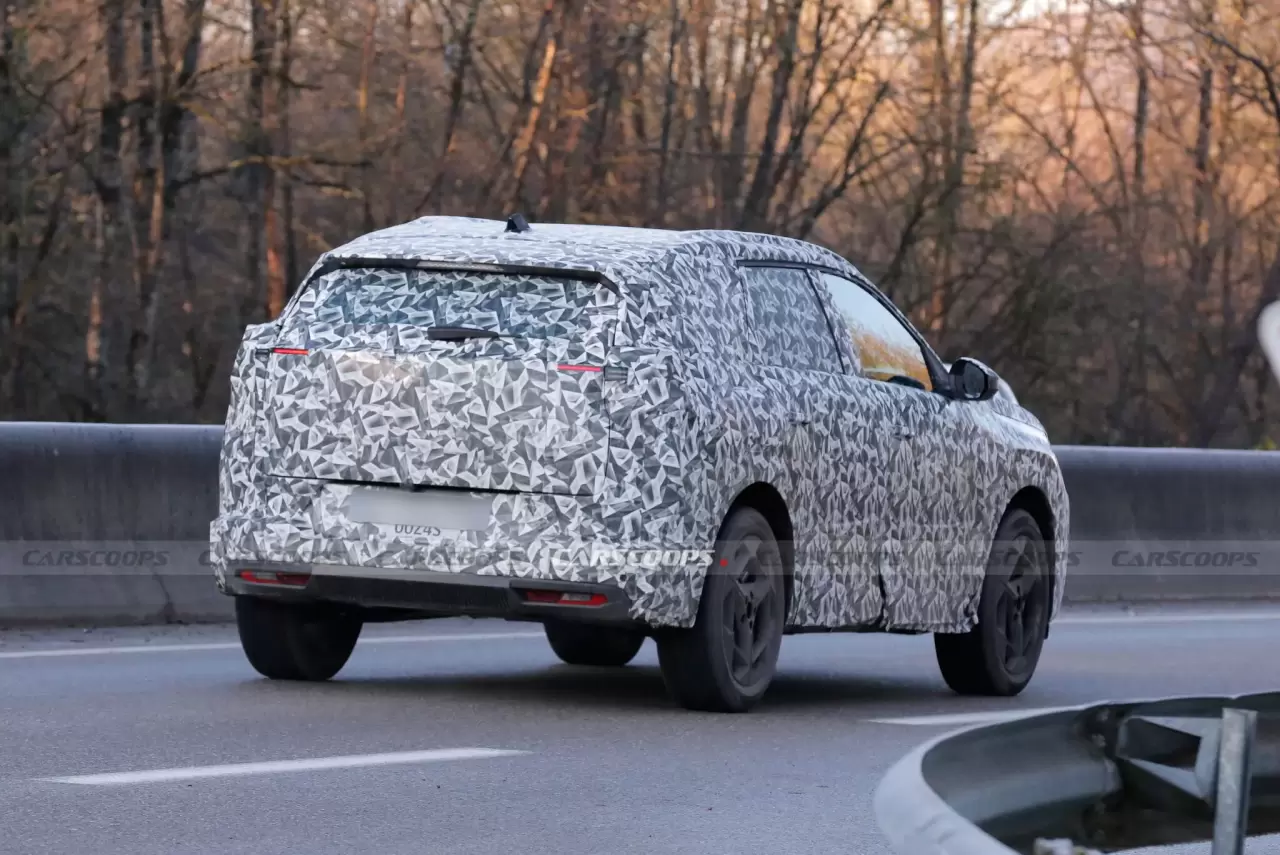 2025-Citroen-C5-Aircross-Scoop-14-2048x1367.thumb.webp.38a7b909e124345f2976b7a8945a2cf2.webp