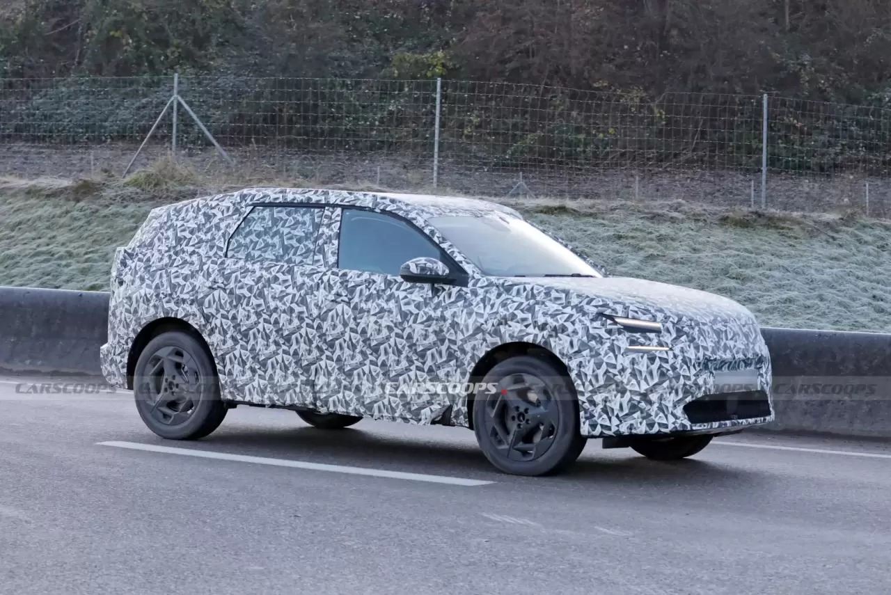 2025-Citroen-C5-Aircross-Scoop-6-2048x1367.thumb.webp.47b37de9e97e7bd25cfc933b7ea8fb34.webp