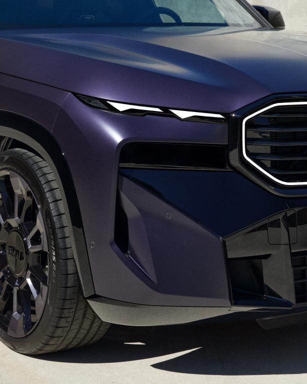 bmw_xm_kith_concept_29.jpg.291bb3526a6c0835cf50c19896e49677.jpg