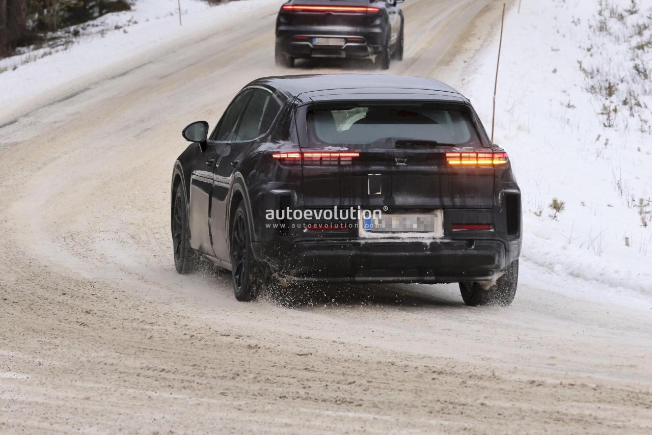 2026-porsche-cayenne-ev-spied-one-more-time-before-unveiling-yet-no-ice-variant-in-sight_12.thumb.jpg.1ef6a1b97afd1c4fce1555f132f95900.jpg