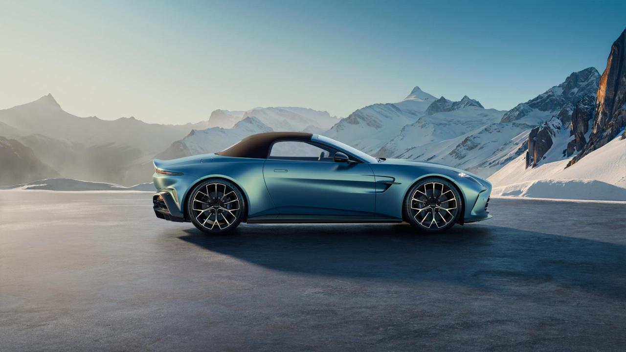 AstonMartinVantageRoadster_10.thumb.jpg.dd40208e1a2dc5b6058693a240321deb.jpg