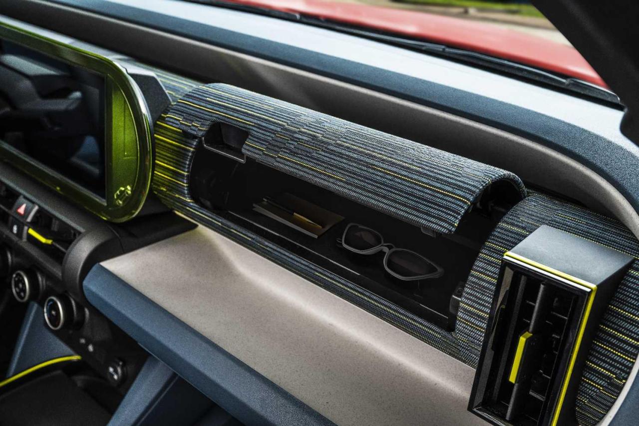 FiatGrandePandaRED_Interiors(4).thumb.jpg.3bbcf5de70c3dffb32c5260d713a8451.jpg