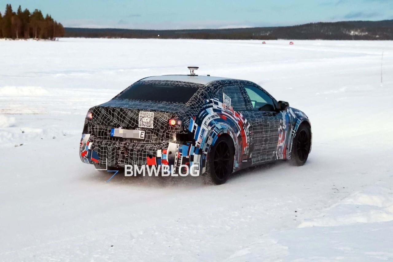 bmw-m3-za0-electric-prototype-04.thumb.jpg.477e6745b6ab3b6cab257ac5d814f867.jpg