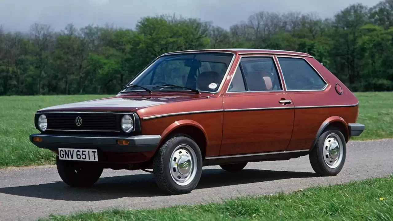 copertina-volkswagen-polo-un-successo-lungo-42-anni.thumb.webp.76fc1f3ec2cdcae21e426ff0f493ca41.webp
