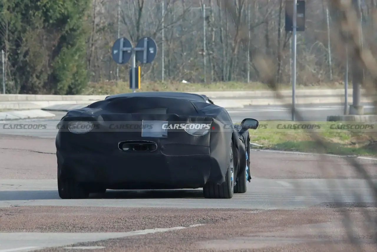 2026-Ferrari-296-VS-0205-8-2048x1368.thumb.webp.25fed8803e7762253119201f2171a96e.webp