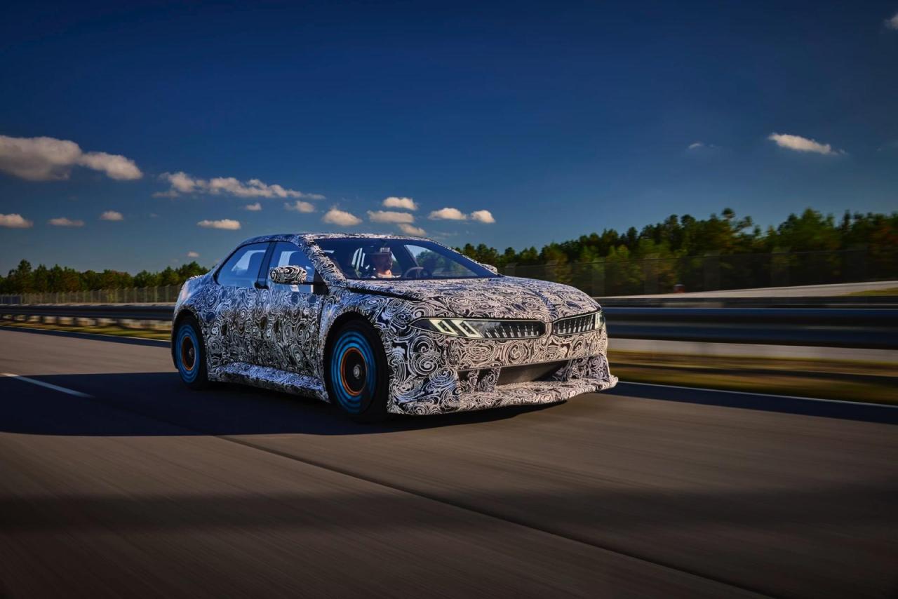 BMW-Vision-Driving-Experience-Neue-Klasse-Coupe-Leak-01.thumb.jpg.eb14e4ad83133e3c7dd7883679e1334d.jpg