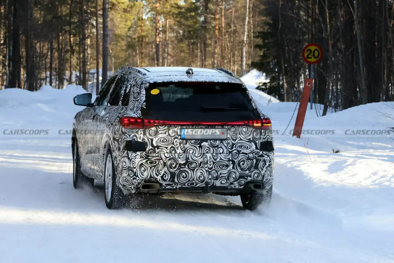 Porsche-Macan-Audi-Q5-Mule-0211-12-2048x1366.thumb.webp.92839912492db004017a9af7ff3f42ca.webp