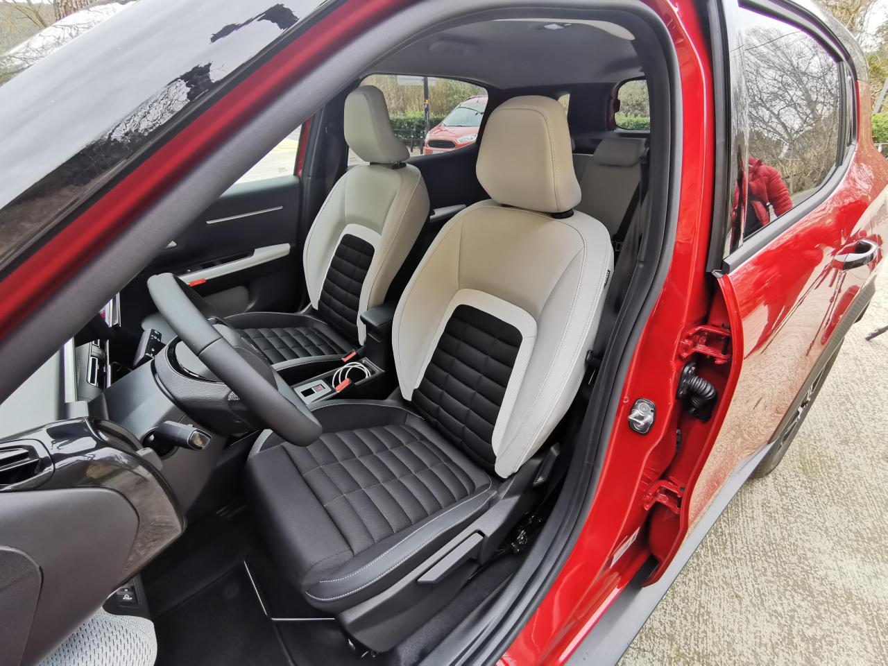 S0-moins-cher-qu-un-dacia-duster-le-citroen-c3-aircross-est-il-le-meilleur-des-suv-urbains-du-marche-831603.thumb.jpg.eb7c63c20794e6c8f3fdddb9230e38ff.jpg