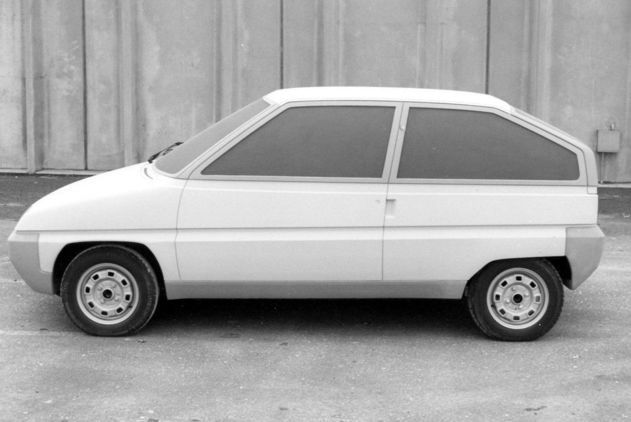 Citroen_AX_projet-ZA_Bertone_1981_lato.thumb.jpg.1155b04a8588c75d728c8725ec10a845.jpg