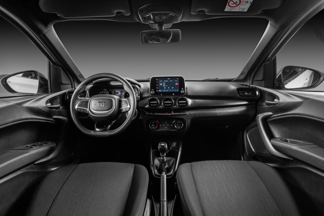 Fiat_Argo_Drive_MT_MY26_008.thumb.jpg.73f18134057d6e41c773fe1c2c603697.jpg