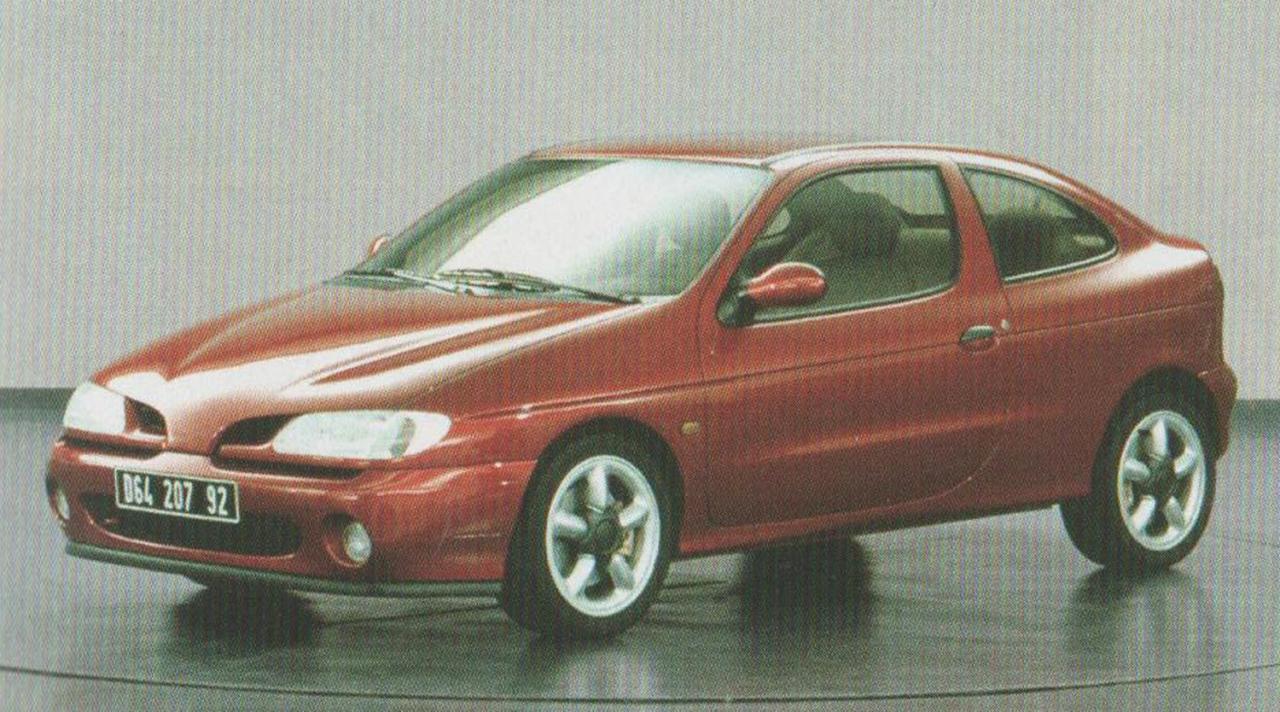 RenaultMeganeICoachmaquettefinale1.thumb.jpg.fdbeb3d5a6e722f26b344e394b65ab20.jpg