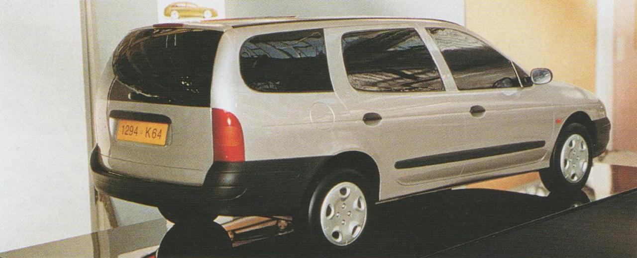 RenaultMeganeISWscalemodel1.thumb.jpg.72e072015866b0fe29380950f38e4456.jpg