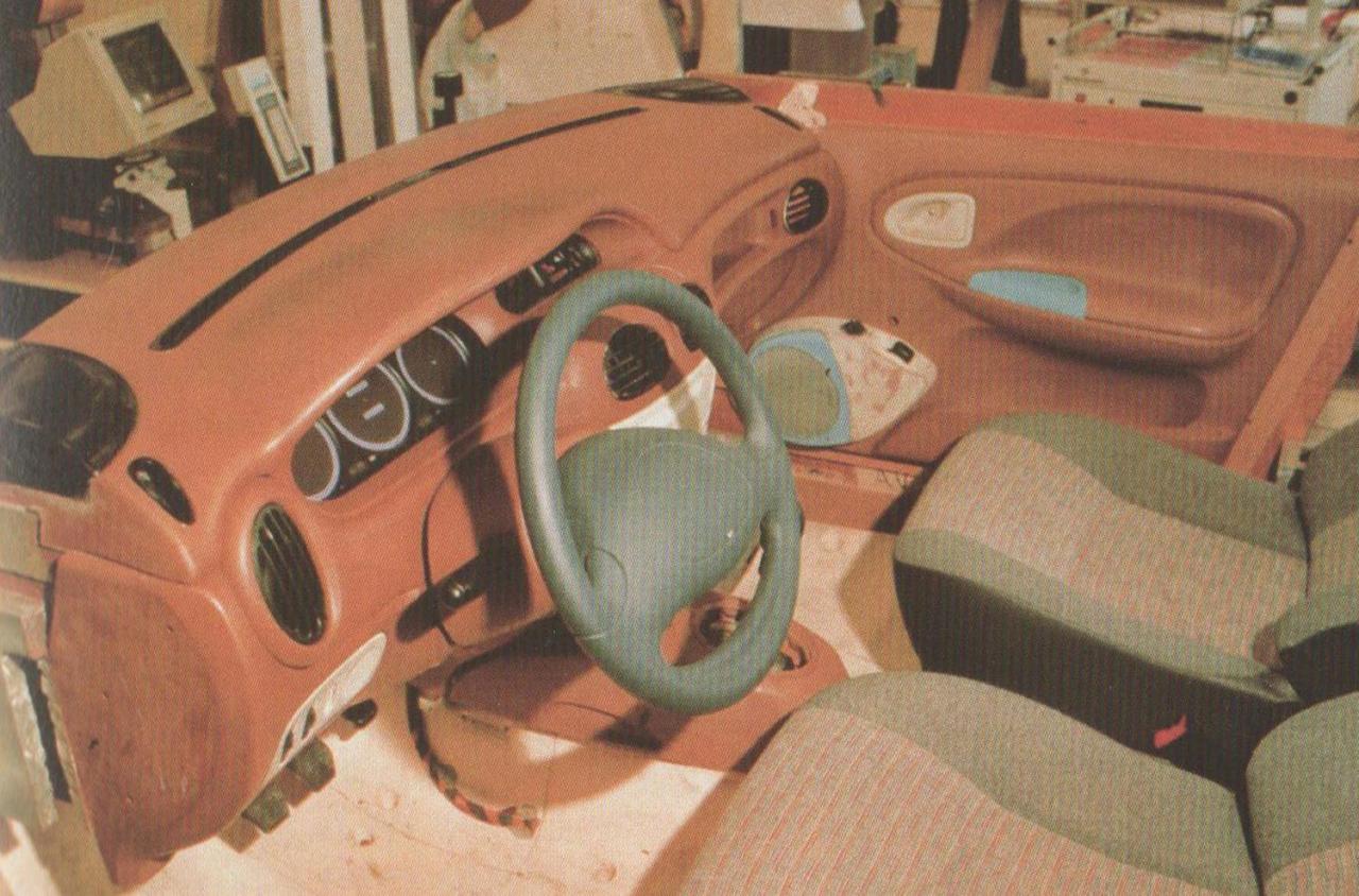 RenaultMeganeIinteriormaquette5.thumb.jpg.c30257fb2b37d35514515f4e15226976.jpg