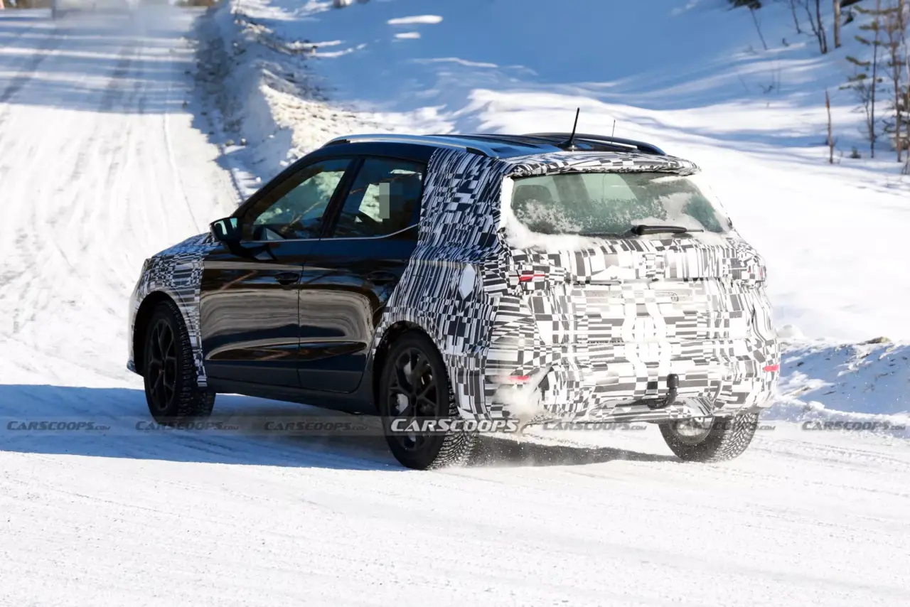 Seat-Arona-scoop-spy-shots-00020-2048x1365.thumb.webp.51b4961243c5ac4fd9fa06313415a960.webp