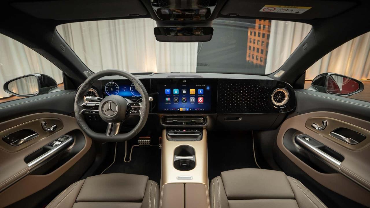 mercedes-cla-2025(12).thumb.jpg.429dad8a9d2a61169eb6d179b8d80283.jpg