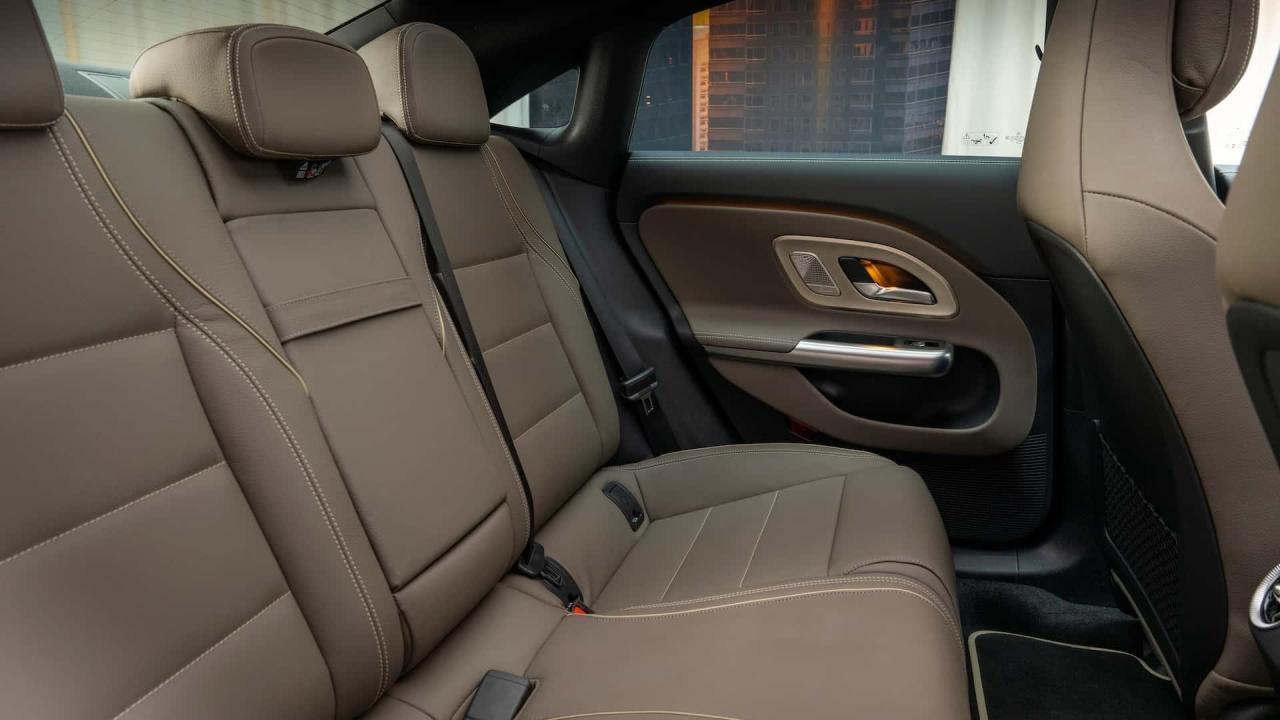 mercedes-cla-2025(18).thumb.jpg.4fc1bdc332ac0f6e0928196a0e18af07.jpg
