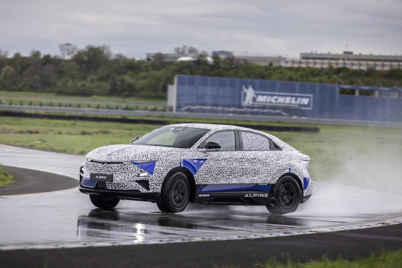 A390ULTIMITESTPERLASPORTFASTBACKDIALPINE(12).thumb.jpg.65df4ce72355ab09ecaa6a3a4bf456bb.jpg