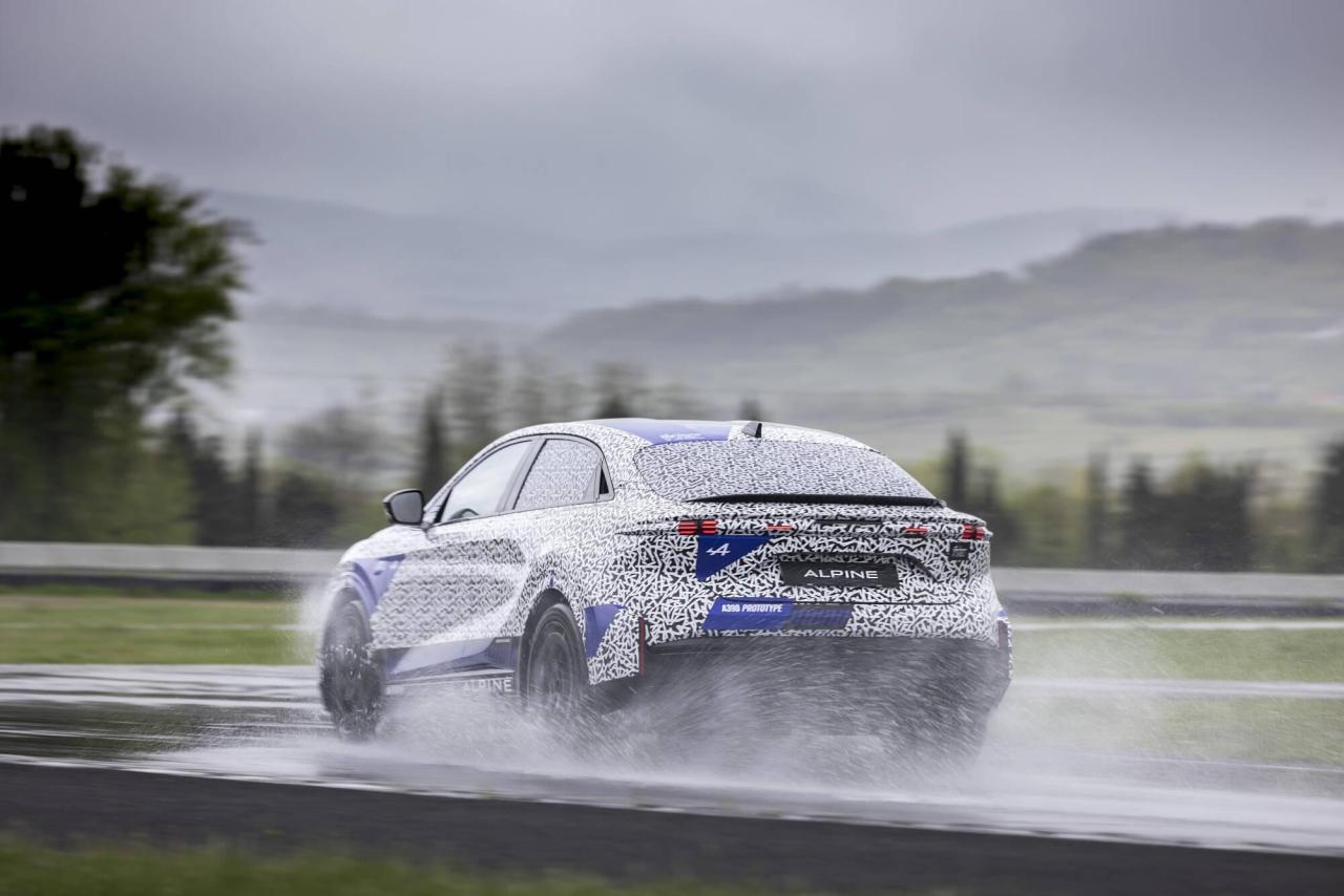 A390ULTIMITESTPERLASPORTFASTBACKDIALPINE(18).thumb.jpg.1de7ebbaf02e398a48b394c927e5005d.jpg