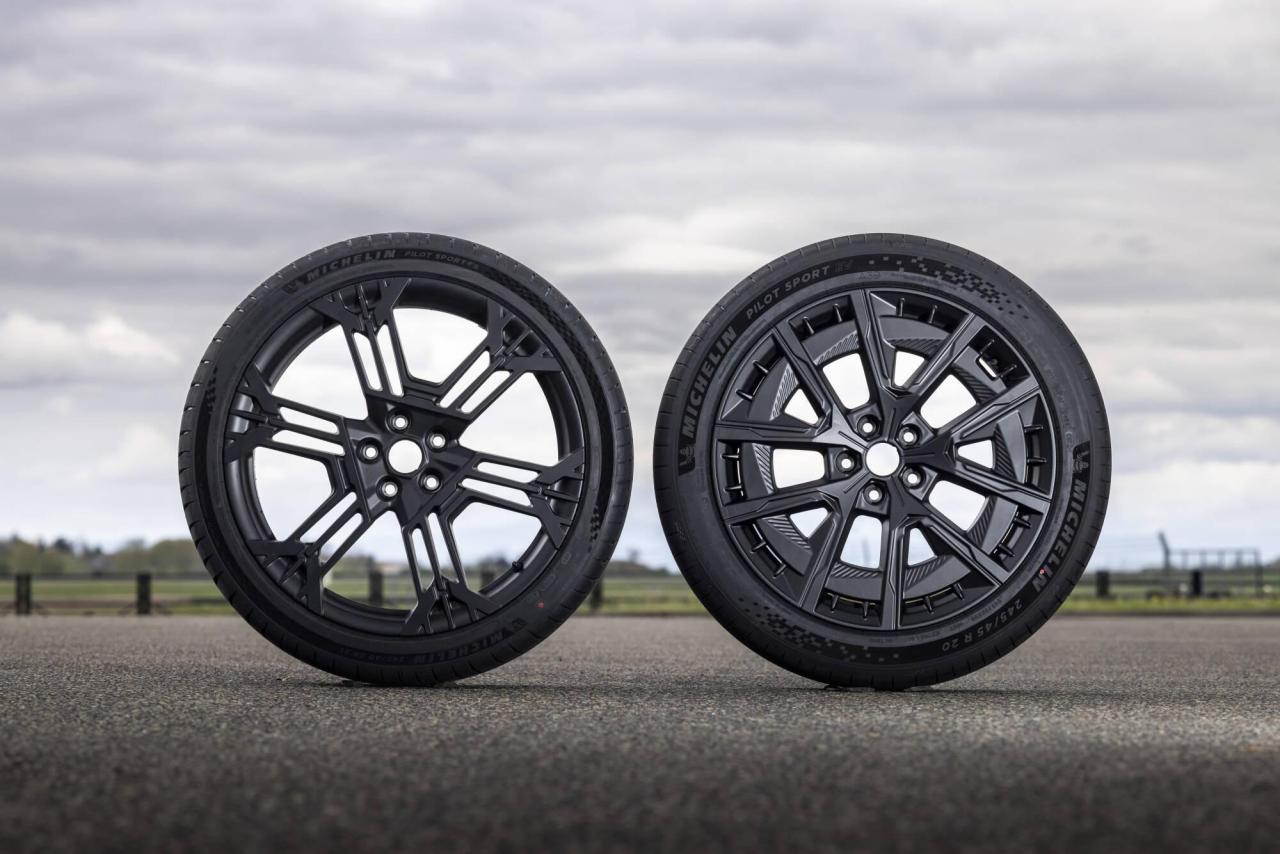 A390ULTIMITESTPERLASPORTFASTBACKDIALPINE(46).thumb.jpg.cd77bb165d03609f676d0282b4a4b3d6.jpg