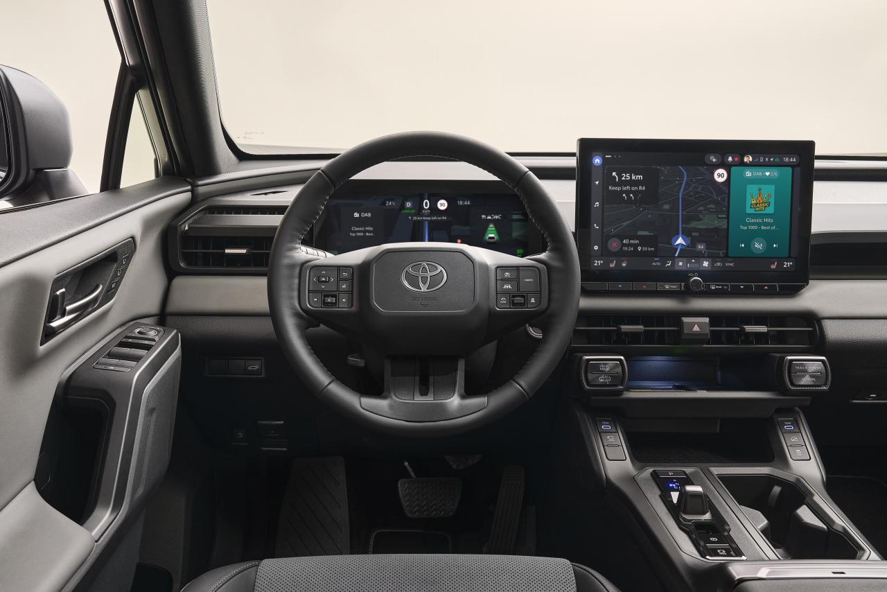 2026-all-newrav4-interior-003.thumb.jpg.63f90c8464ca24d59a71bc5ce17749e0.jpg