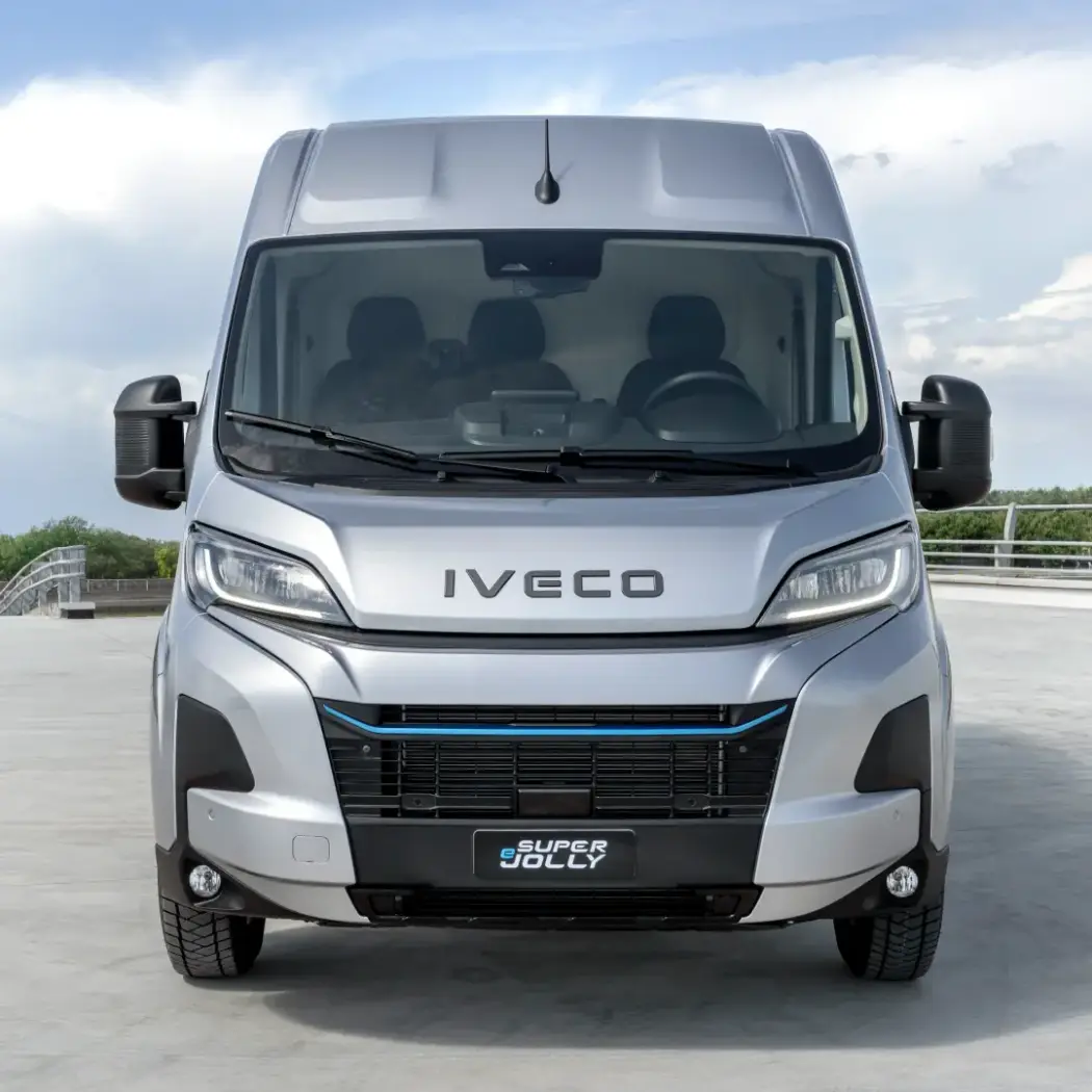 Iveco-eSuperJolly-2025-Professional-Van-03.thumb.webp.63664306a462eddc49d23eaae867ebc2.webp