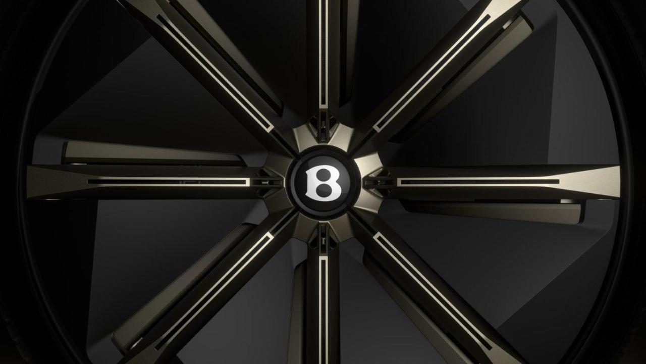 22 - EXP 15 Detail.jpg