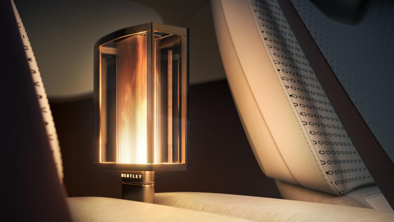 36 - EXP 15 Interior.jpg