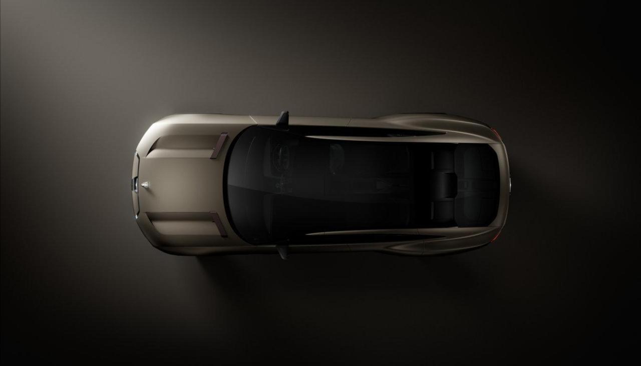 8 - EXP 15 Exterior.jpg