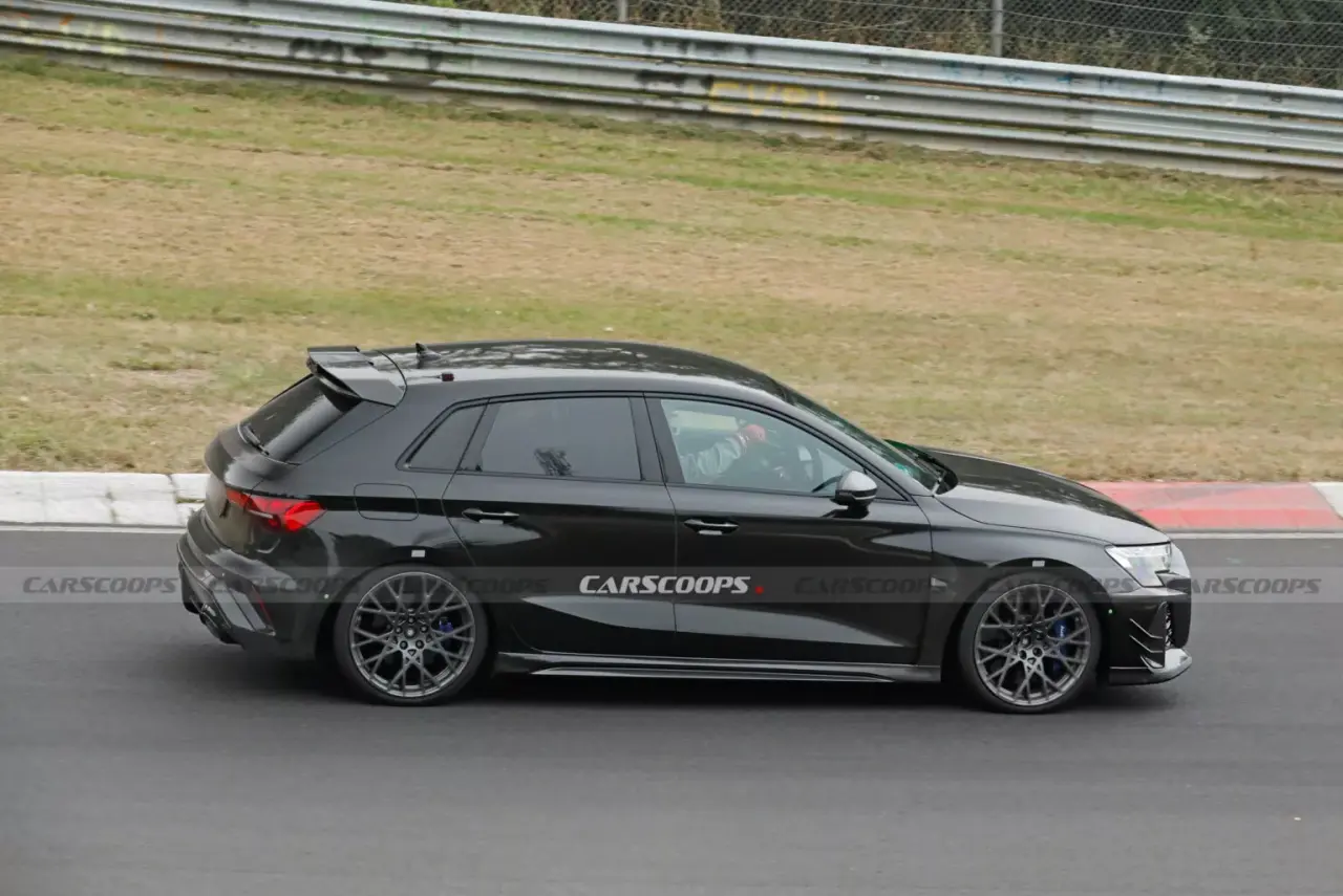 Audi-RS3-GT-Scoop-7-1536x1025.thumb.webp.09d6b280161a67027df8d09823940441.webp