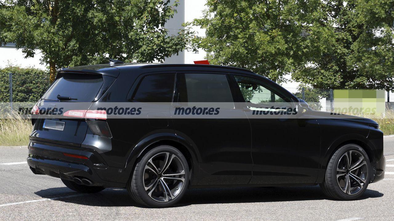 audi-sq7-fotos-espia-2026-2025109600-1755085001_16.jpg.ca61f8bdcb046e59b1b7a983e2d23ad8.jpg