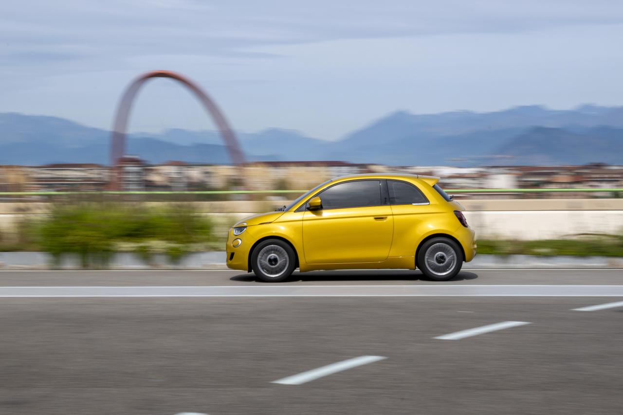 Fiat500HybridTorino (2).jpg