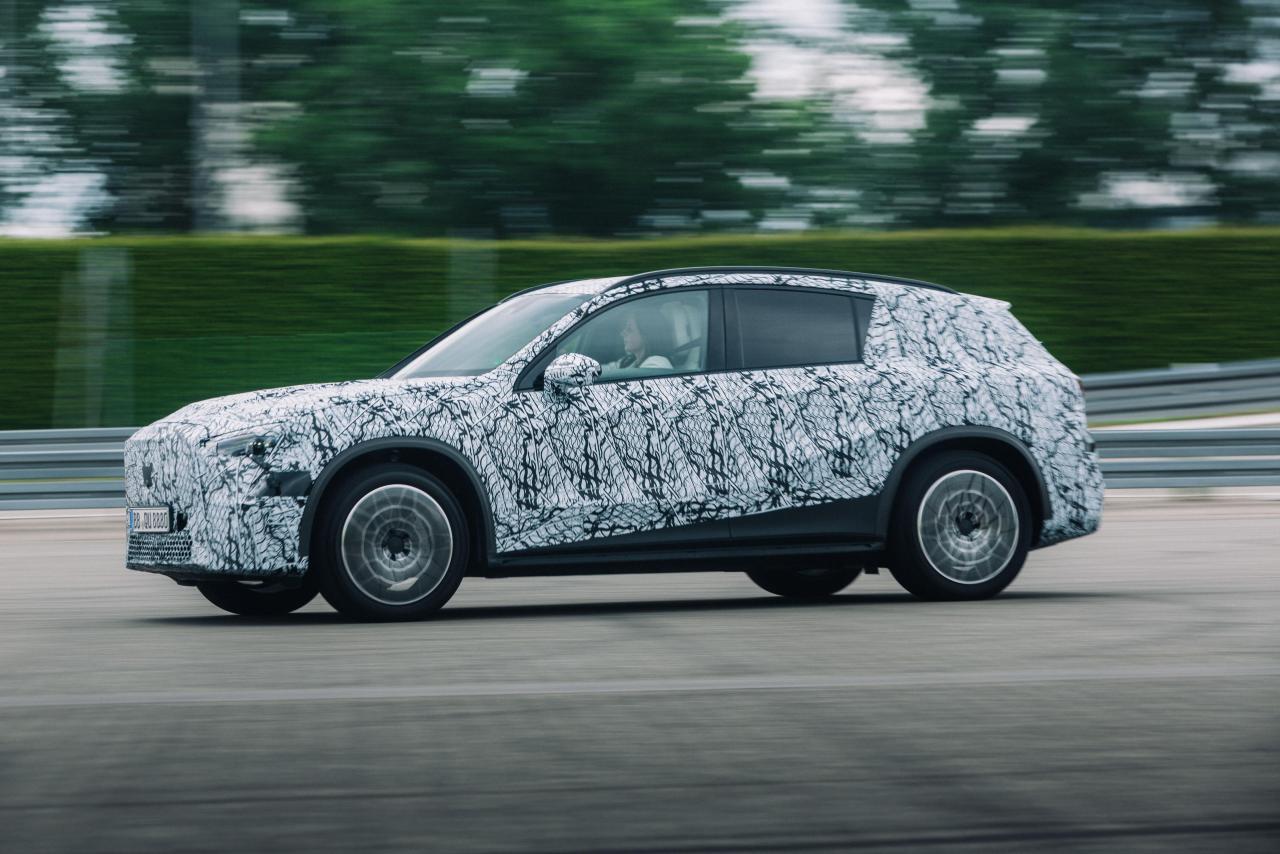 Mercedes-Benz GLC with EQ Technology 2026