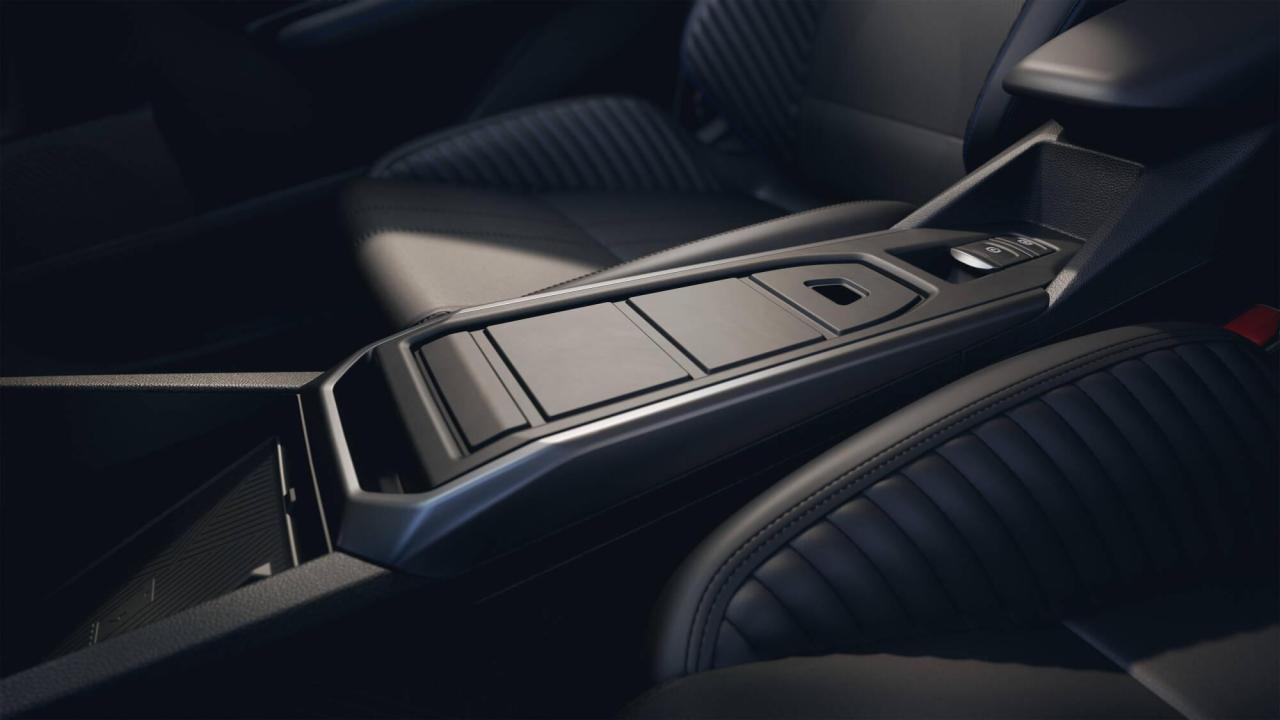 RenaultCliofullhybridE-Tech-EspritAlpine-RougeAbsolu(27).thumb.jpg.7e110e3f34437a1aede76d73ca6925fb.jpg