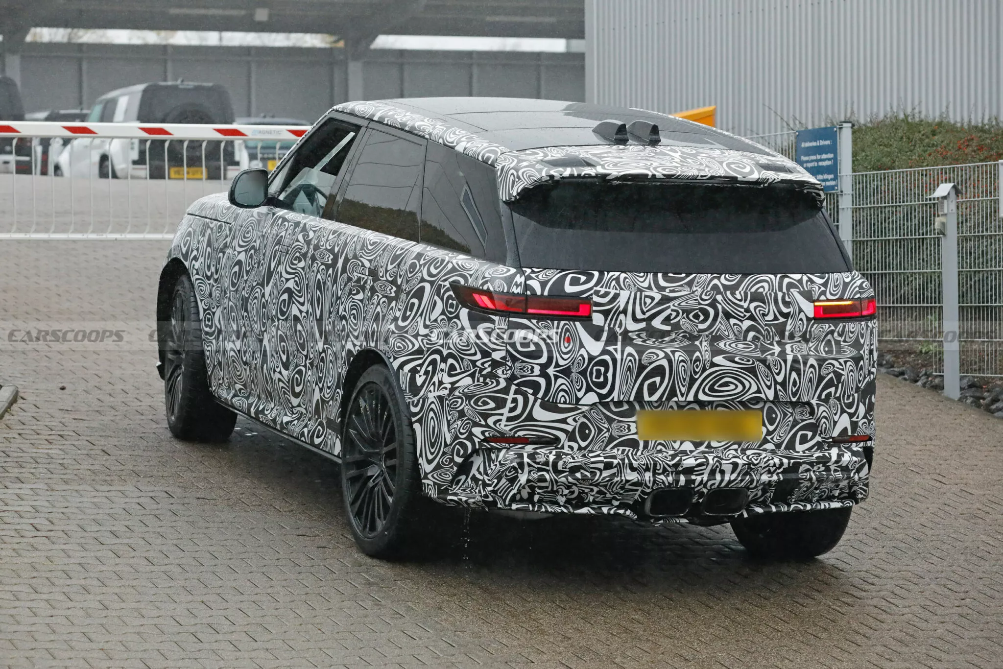 Range Rover Sport SVR 2027 (Spy)