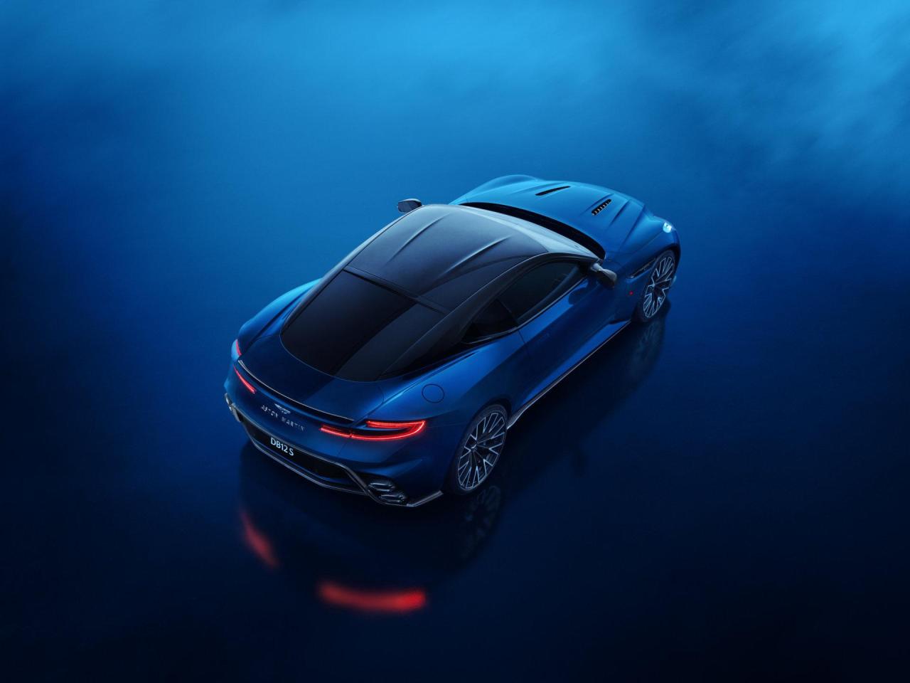 Aston Martin DB12 S_03.jpg