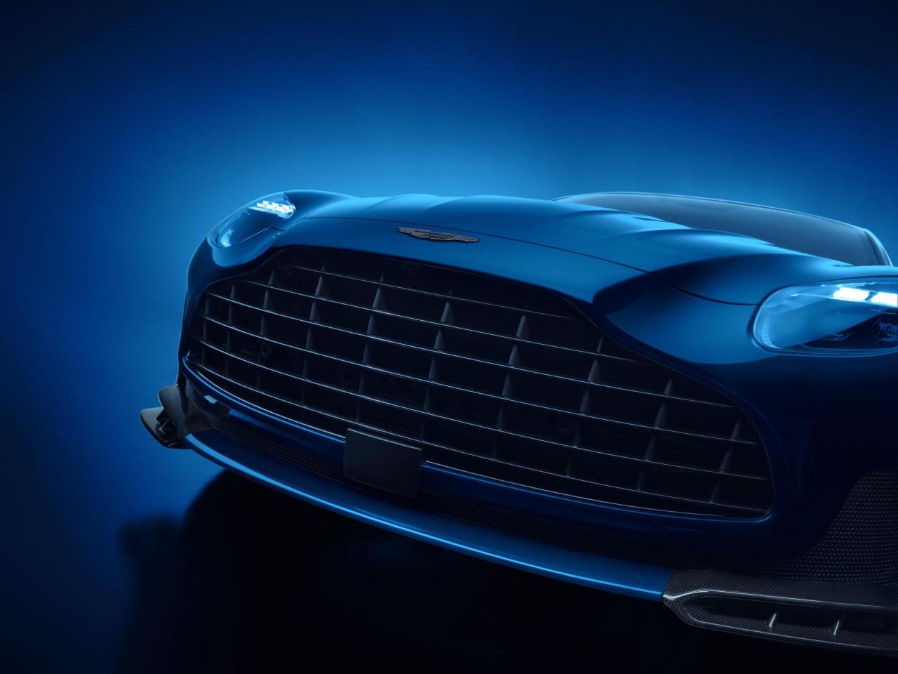 Aston Martin DB12 S_07.jpg
