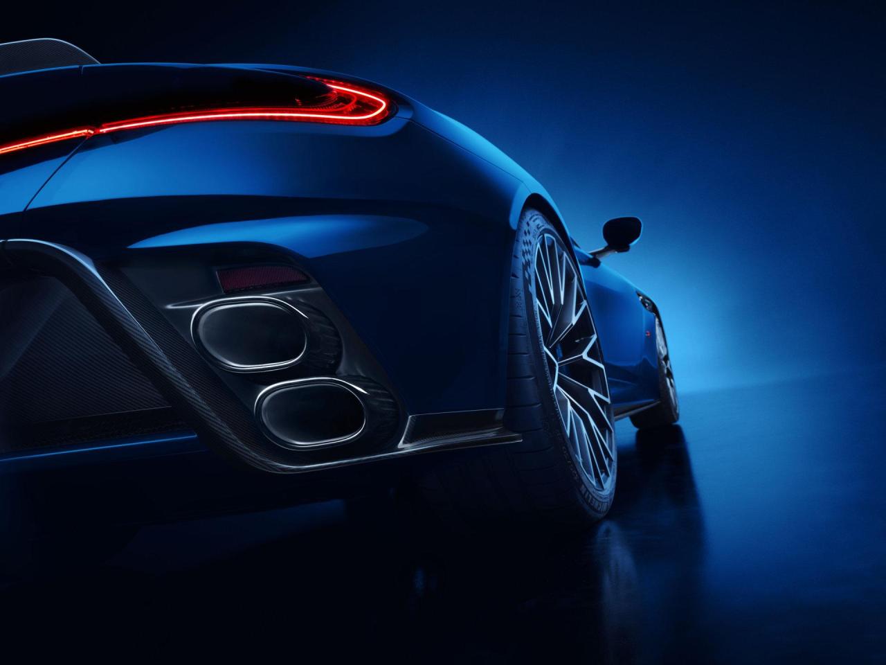 Aston Martin DB12 S_08.jpg
