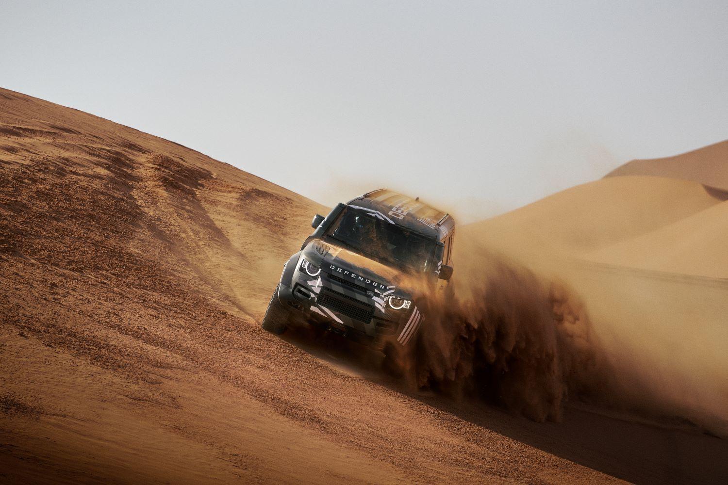 Land Rover Defender Dakar D7X‑R