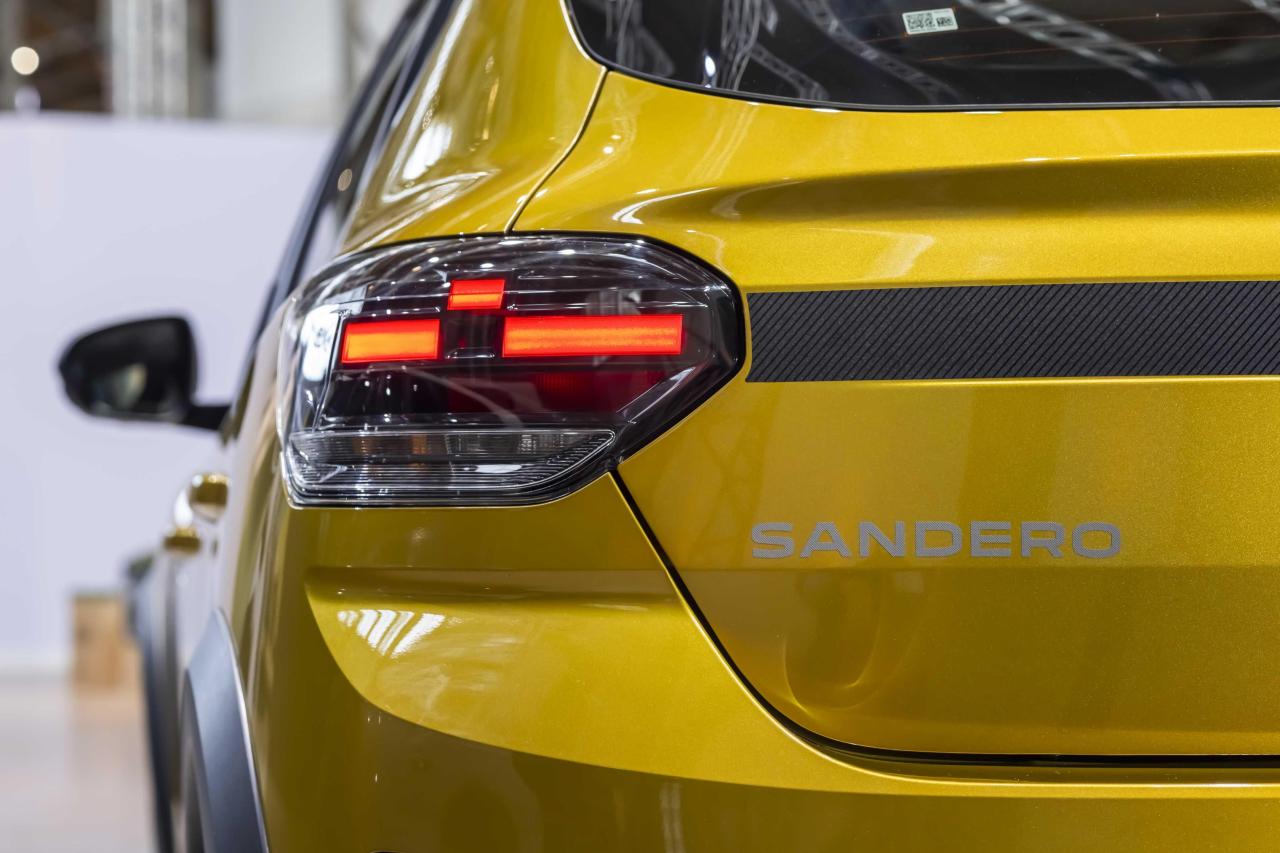 Dacia_Sandero (10).jpg