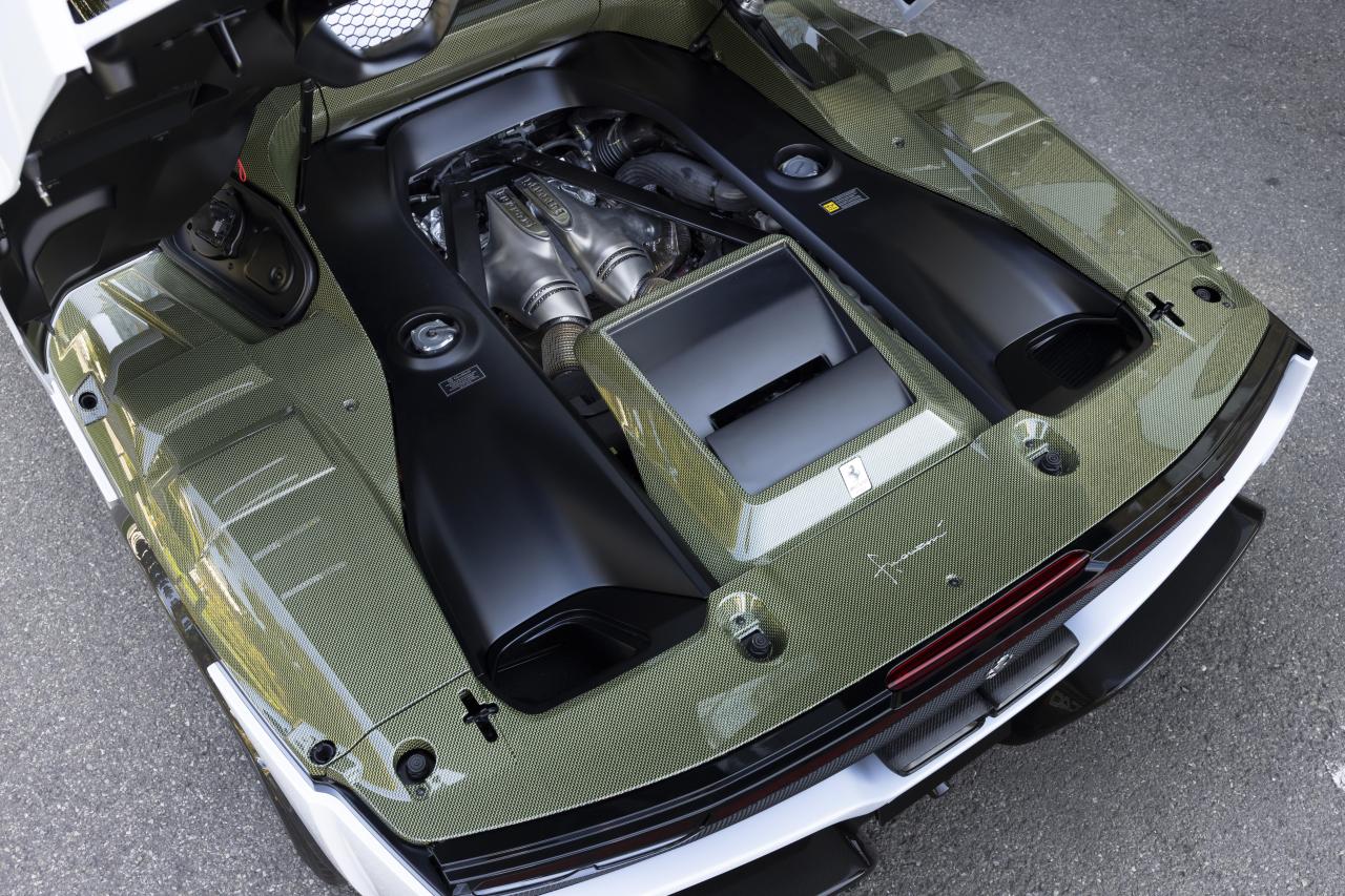Ferrari_SC40_EXT__5_eaaa1f94-3da4-4aca-8211-3dc19e33db3c.jpg